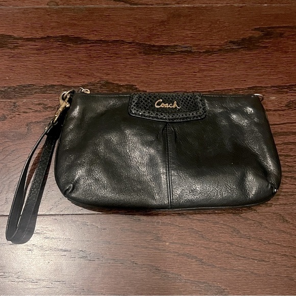 COACH Black Leather Wristlet Clutch Bag - Picture 1 of 4